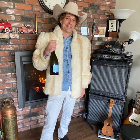 Meet your Posher, Rob - Picture 3 of 5